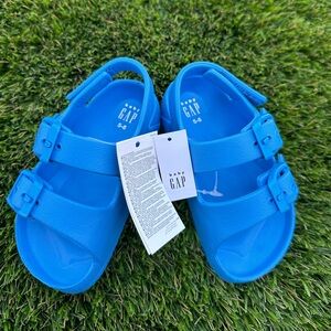 Gap Toddler double buckle sandal